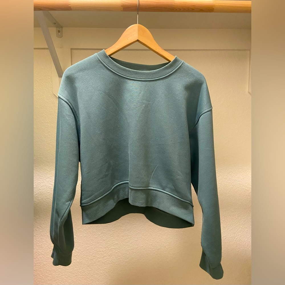 Zara sweatshirt